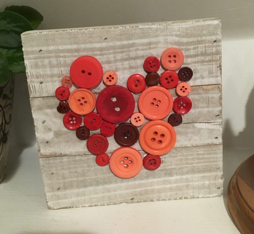 Cutest Heart Button Valentine's Craft
