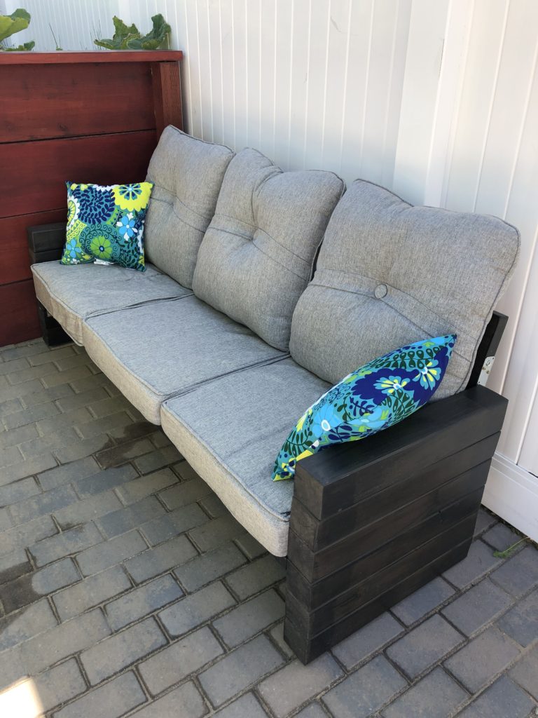 DIY Outside Couch Anyone Can Make