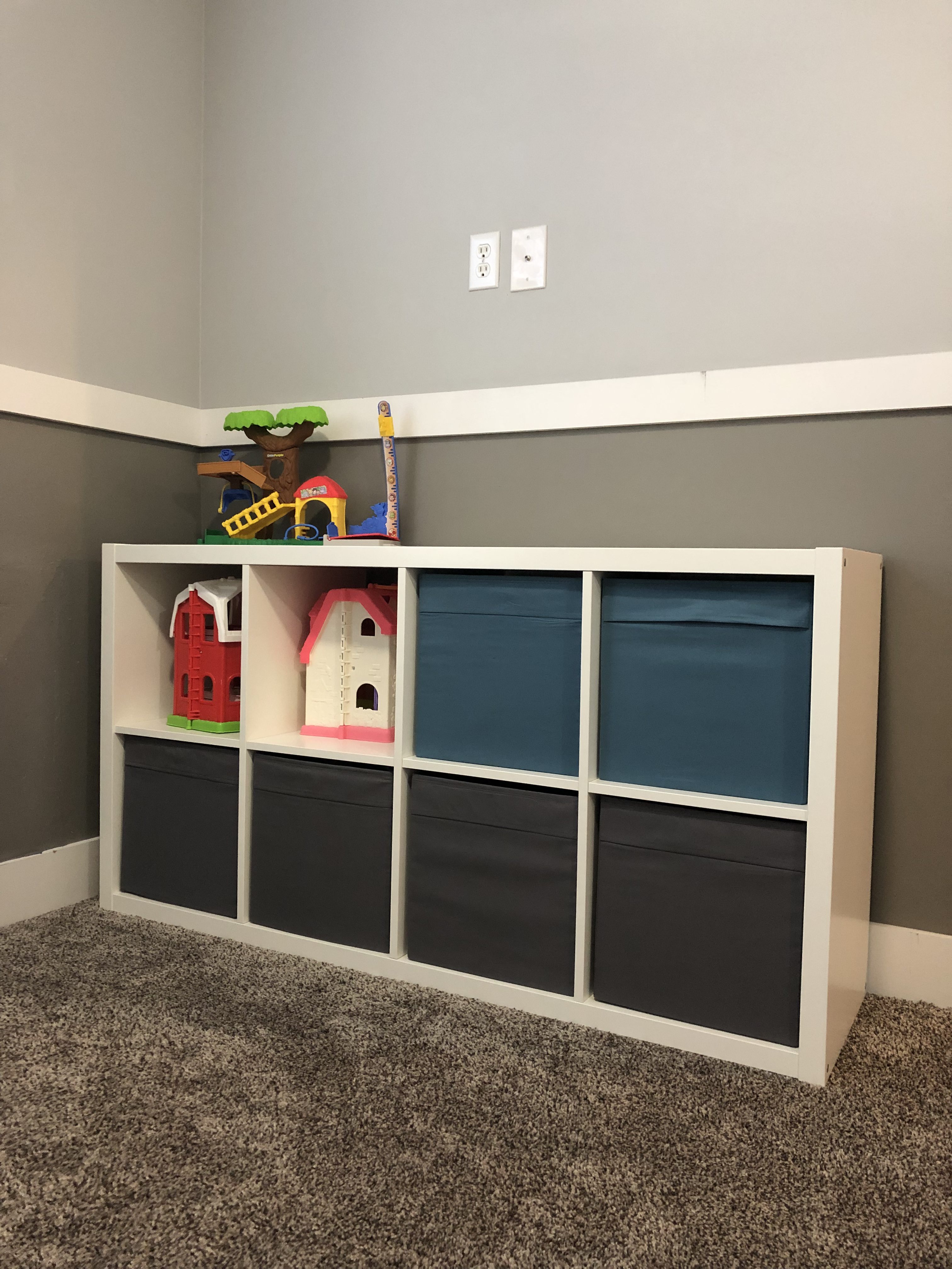 organize a playroom